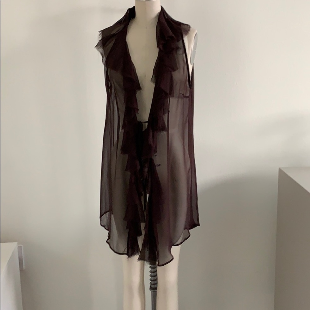ILLIA Ruffle tunic vest
